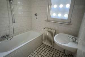 Sanierungsbedürftige 2-Zimmer-Wohnung mit Balkon und Loggia in ruhiger Lage am Dutzendteich – Schultheißallee 63, 90478 Ludwigsfeld, Nürnberg – Vorschaubild 10