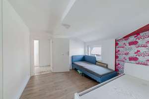 Geräumige Maisonettewohnung mit viel Potenzial  - 7 Zimmer, mit Terrasse und Garten – Die vollständige Adresse der Immobilie erhältst du vom Anbieter., 46395 Bocholt – Vorschaubild 8