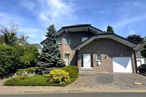 Stilvolles, freistehendes Einfamilienhaus mit Garage und gärtnerisch angelegten Außenanlagen – Heinsberg (Kreis) – Vorschaubild 3