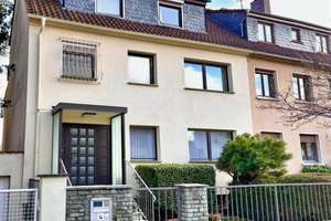 Leerstehendes 3-Familienhaus mit großem Grundstück - ruhige Wohnlage – Die vollständige Adresse der Immobilie erhältst du vom Anbieter., 63071 Bachschule, Offenbach am Main – Vorschaubild 7