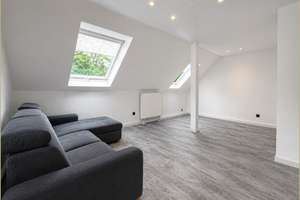 Helle 3,5 Zimmer-Wohnung  in ruhiger Lage von Essen-Borbeck – Die vollständige Adresse der Immobilie erhältst du vom Anbieter., 45355 Borbeck-Mitte, Essen – Vorschaubild 2