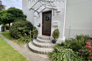 BEREIT FÜR EIN NEUES KAPITEL - EIN HAUS MIT GESCHICHTEN! – Die vollständige Adresse der Immobilie erhältst du vom Anbieter., 22880 Wedel – Vorschaubild 1