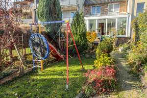 Top gepflegtes Einfamilienhaus mit Wintergarten & gepflegtem Garten! – Die vollständige Adresse der Immobilie erhältst du vom Anbieter., 52355 Derichsweiler, Düren – Vorschaubild 1