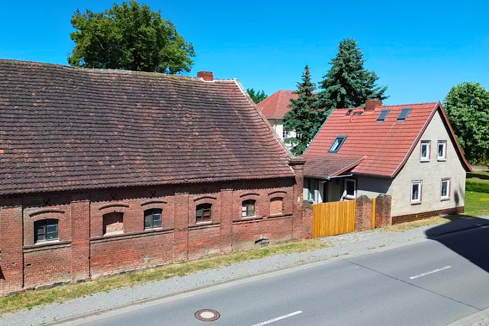 Rohbau-Einfamilienhaus + denkmalgeschützter Pferdestall – ideal für Selbermacher, Stendal Kreis – Bild 2