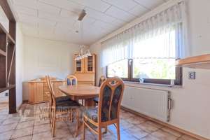 Einfamilienhaus mit ELW in sehr guter Lage mit 2 Garagen und 1 Carport – Die vollständige Adresse der Immobilie erhältst du vom Anbieter., 72766 Sondelfingen, Reutlingen – Vorschaubild 22
