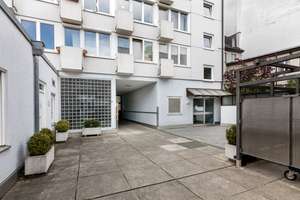 Stilvolle Dachgeschoss Wohnung in Bestlage der Maxvorstadt – Die vollständige Adresse der Immobilie erhältst du vom Anbieter., 80333 Universität, München – Vorschaubild 8