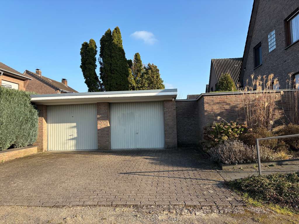 Immobilie in Xanten - Von privat: Geräumiges Ein- oder Zweifamilienhaus in ruhiger und dennoch zentraler Lage in Xanten - Bild 1