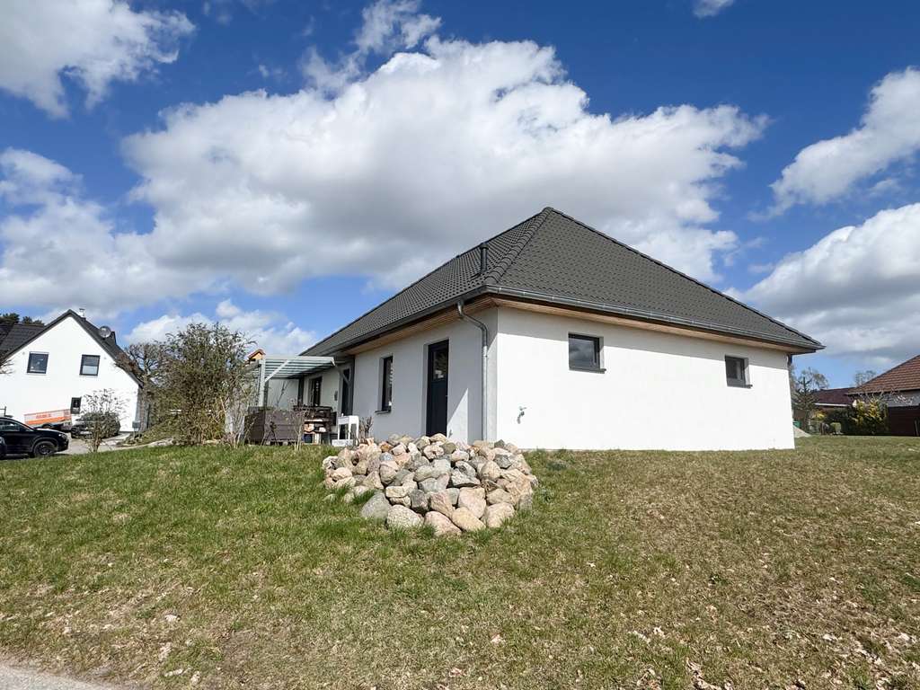 Immobilie in Warin - NEUBAU: barrierefreies Wohnen am Wariner See! - Bild 2