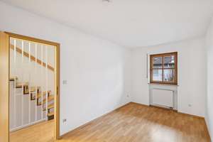modernes Reihenmittelhaus mit Kamin und Platz für die ganze Familie – Die vollständige Adresse der Immobilie erhältst du vom Anbieter., 82223 Eichenau – Vorschaubild 10