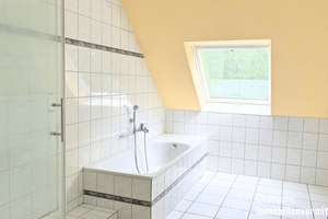 Großzügige 4-Zimmer-Maisonettewohnung mit viel Potenzial! – Schönscheidtstraße 135, 45307 Kray, Essen – Vorschaubild 4