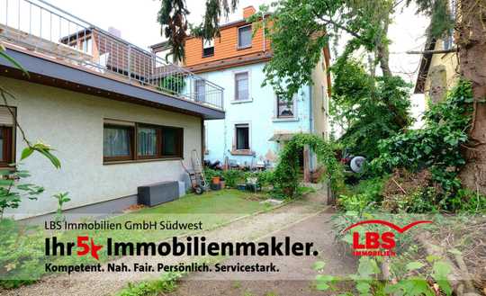 MFH + EFH: Vielseitiges Anwesen in Knielingen!