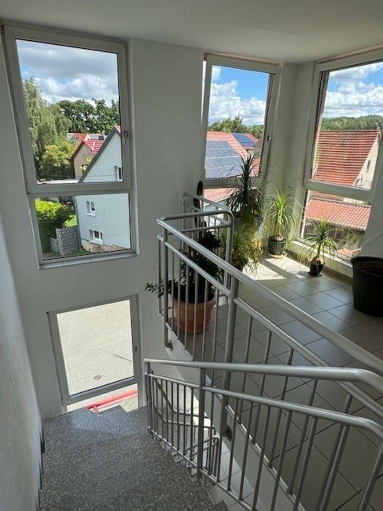 Immobilie in Nesse-Apfelstädt - 4 Zimmer-Maisonette-Wohnung mit Südbalkon und TG-Stellplatz - Bild 4