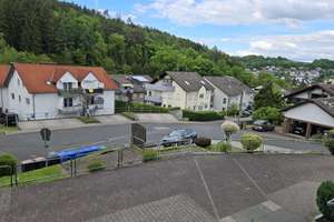 Wohnen mit Charakter: Stilvoll saniertes Drei-Zimmer-Apartment – Hegelstraße 9, 63628 Bad Soden-Salmünster – Vorschaubild 9