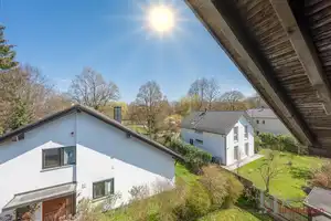 Direkt am Englischen Garten! Große DHH in absoluter Toplage! Renovierungsbedarf! – München – Vorschaubild 7