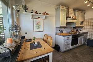Modernisierte 2-Zimmer-Wohnung in Bottrop inkl. Küche, Balkon und Stellplatz nahe HBF – Essener Straße 83, 46236 Stadtmitte, Bottrop – Vorschaubild 6