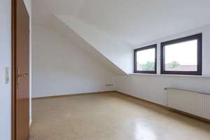 Gepflegtes 3-Parteienhaus in Krefeld-Uerdingen – Solide Kapitalanlage mit Entwicklungspotenzial – Die vollständige Adresse der Immobilie erhältst du vom Anbieter., 47829 Uerdingen, Krefeld – Vorschaubild 11