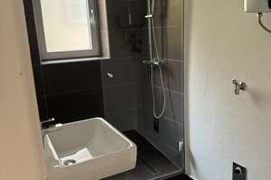**ab JULI  -EBK-Parkett-CHARME-WEST**