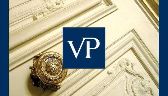 Bild von Imposantes Villenanwesen mit eigenem Park inklusive freiem Baugrundstück