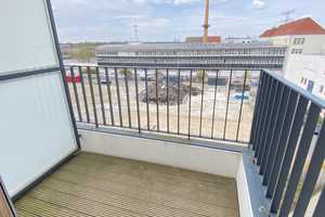 Modernes Wohnen an der Spree! Möblierte Einraumwohnung mit Balkon – Tabbertstraße 6C, 12459 Berlin – Vorschaubild 8