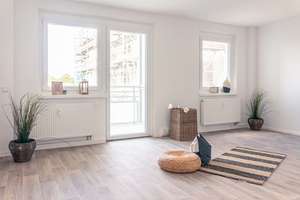 Wunderschöne 3-Raum-Wohnung mit 2 Balkonen