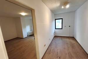 Viel Platz für den Alltag in dieser 4-Zimmer-Wohnung in Mannheim – 68259 Feudenheim, Mannheim – Vorschaubild 4