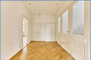 ** Stilvolle Altbauwohnung ** mit großzügiger Raumwirkung in ruhiger Lage von Sachsenhausen-Nord ** – 60596 Sachsenhausen-Nord, Frankfurt am Main – Vorschaubild 2