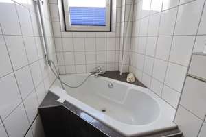 Geräumige 2-Zimmer Wohnung mit Potenzial in Hamburg Farmsen-Berne – Die vollständige Adresse der Immobilie erhältst du vom Anbieter., 22159 Farmsen-Berne, Hamburg – Vorschaubild 9