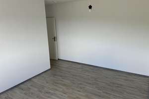 Helle, sofort beziehbare Wohnung mit Einbauküche, Kellerraum und überdachtem Stellplatz – Die vollständige Adresse der Immobilie erhältst du vom Anbieter., 57076 Weidenau, Siegen – Vorschaubild 10