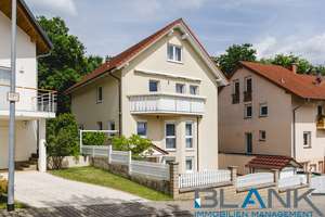 Modernes Zweifamilienhaus in Top-Lage mit Garten und Privatsphäre – Die vollständige Adresse der Immobilie erhältst du vom Anbieter., 75179 Nordstadt, Pforzheim – Vorschaubild 2