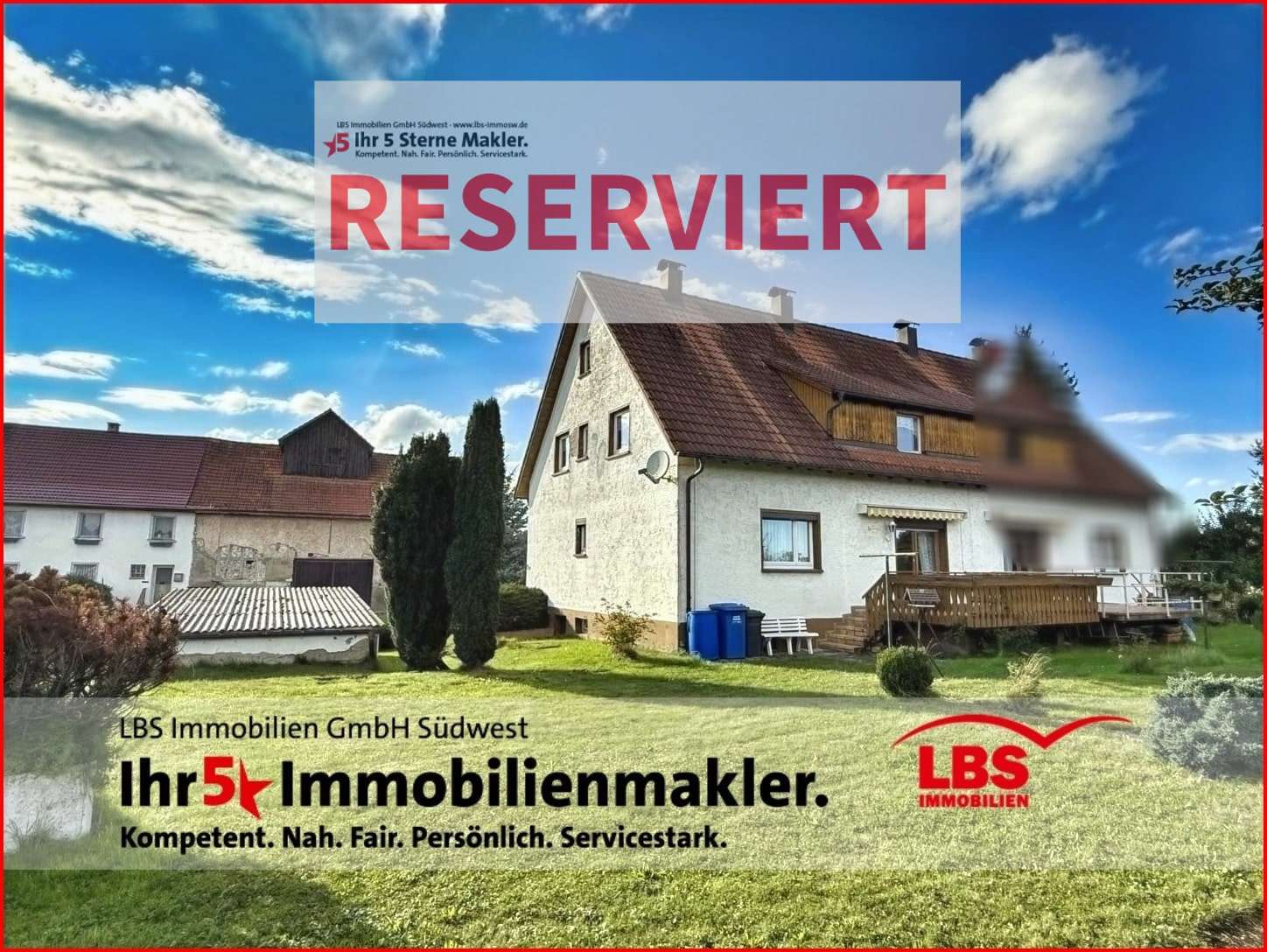 Doppelhaushälfte mit zwei Wohnungen, traumhaften Garten und Garage, Sigmaringen Kreis – Bild 1