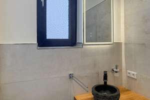 Lichtdurchflutete 4,5-Zimmer-Wohnung | Hochwertig kernsaniert | Echtholzböden | Massivholzküche |... – Die vollständige Adresse der Immobilie erhältst du vom Anbieter., 24837 Schleswig – Vorschaubild 11