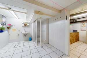 Architektenhaus mit Retro- Charme und Eleganz, gepflegtes Grundstück, Garage, Top Infrastruktur – Halle (Saale) – Vorschaubild 26