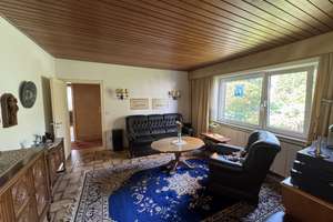 60er-Jahre Winkelbungalow auf einem großzügig gestalteten Grundstück in Bickenbach – Die vollständige Adresse der Immobilie erhältst du vom Anbieter., 64404 Bickenbach – Vorschaubild 4