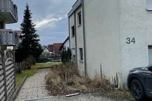 Top gepflegte 2 Zimmer Wohnung mit einer EBK, Balkon sowie Stellplatz in 71139 Ehningen, WM ca: 885€ – Steinstr. 34, 71139 Ehningen – Vorschaubild 3