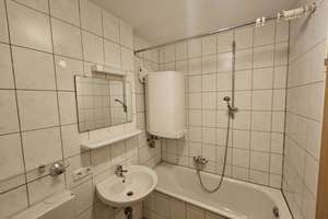 Stilvolle 1-Zimmer-Wohnung mit gehobener Innenausstattung mit Balkon und EBK in Regensburg – Prinz-Rupprecht-Straße 1, 93053 Kasernenviertel, Regensburg – Vorschaubild 11