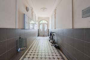 Großzügige 2 Zimmer-Wohnung im malerischen Prenzlauer Berg – Die vollständige Adresse der Immobilie erhältst du vom Anbieter., 10437 Prenzlauer Berg, Berlin – Vorschaubild 17