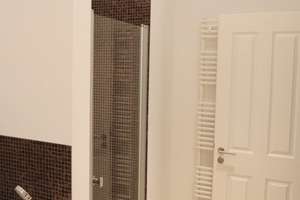 Schickes Nest! + Parkett + Fußbodenheizung + Lift + tolles Bad + Balkon + Übernahme EBK möglich – Schönbachstraße 89, 4299 Stötteritz, Leipzig – Vorschaubild 10