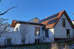 Zweifamilienhaus mit Garage! Sofort bezugsfrei! – Hofäckerweg 20 - 22, 71154 Nufringen – Vorschaubild 2