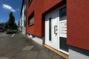 Bezugsfreie 2-Zimmer-Wohnung in gepflegtem Dreiparteienhaus: Wohnen oder Vermieten in LEV-Wiesdorf! – Friedensstraße 37, 51373 Wiesdorf, Leverkusen – Vorschaubild 3