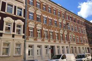 SANIERTES RENDITEOBJEKT IM ALTBAU