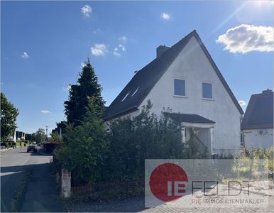 *PROVISIONSFREI* Einfamilienhaus mit Garage und bebautes Erbbaurecht für Handwerker in Anröchte