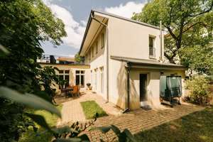 A House Within a House. Historic Coach House with a Distinctive Living Experience in Babelsberg. – Die vollständige Adresse der Immobilie erhältst du vom Anbieter., 14482 Babelsberg Nord, Potsdam – Vorschaubild 19