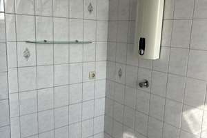 Helle und großzügige 2-Zimmer-Dachgeschoßwohnung in Frohnhausen freut sich neuen Mieter*in – Burckhardtstraße 29, 45144 Frohnhausen, Essen – Vorschaubild 10