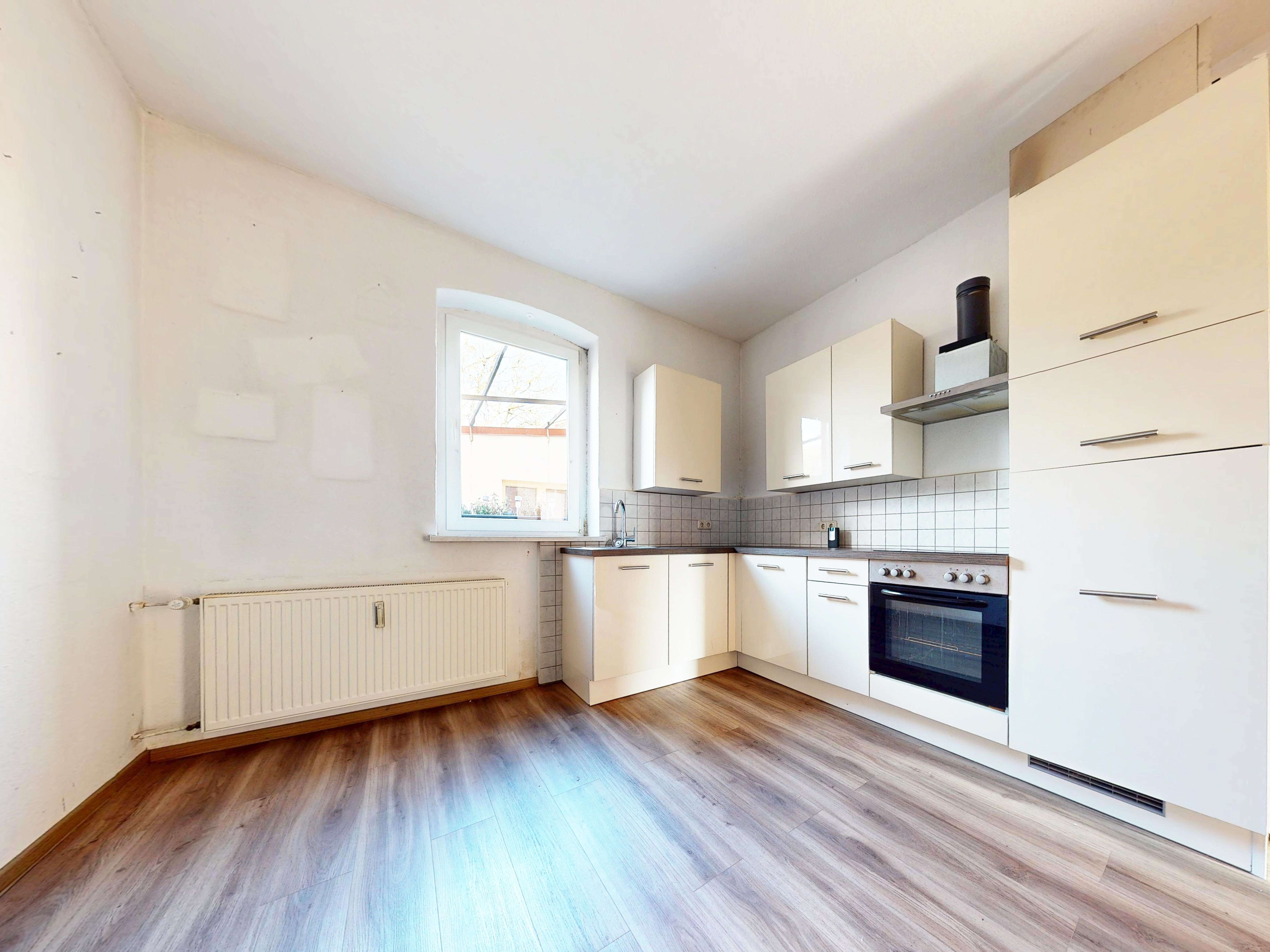 Immobilie in Niedergörsdorf - Imposanter Backsteinbau mit Hof, Remise, Garage und Garten - Bild 0