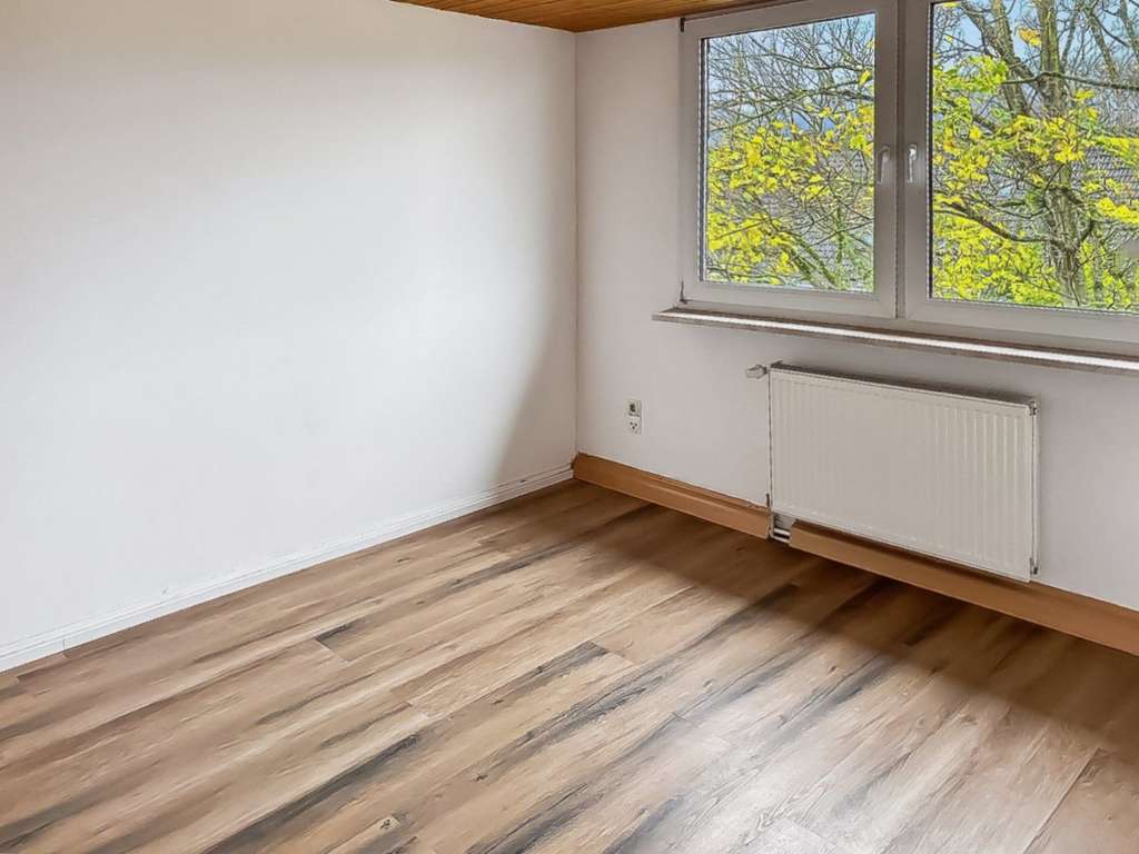 Immobilie in Hagen - Bezugsfreie 3-Zimmer-Dachgeschosswohnung mit ca. 85 m² Wohnfläche in Altenhagen - Bild 3
