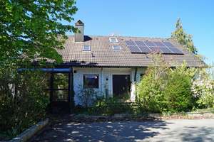 Roßtal-S-Bahn Nähe: Einfamilienhaus mit PV, Solar, Doppelgarage und Traumblick auf Felder und Wiesen – Die vollständige Adresse der Immobilie erhältst du vom Anbieter., 90574 Roßtal – Vorschaubild 2