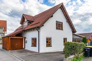 Ebersbach - EFH im westlichen Ortsrand mit Blick über Wiesen und Felder… – Ravensburg (Kreis) – Vorschaubild 1