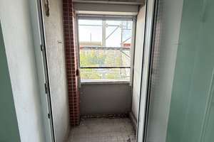 Helle 3-Zimmerwohnung im obersten Stockwerk mit Süd-Balkon und schönem Ausblick
in LU-Süd – 67061 Süd, Ludwigshafen am Rhein – Vorschaubild 12