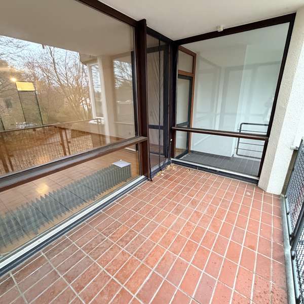 *** helle 4-Zimmer-Wohnung auf zwei Etagen - Balkon - Terrasse - Stellplatz - Vaalserquartier ***