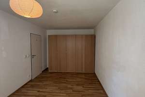 Gepflegte Erdgeschosswohnung in Neu-Ulm Offenhausen mit durchdachter Aufteilung und sonnigem Balkon – Johann-Strauß-Str. 27, 89231 Neu-Ulm – Vorschaubild 6